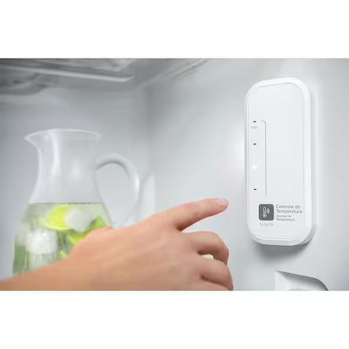 Geladeira Consul Duplex CRM44AB Frost Free 386L com Altura Flex, Função Turbo, Iluminação em LED e Freezer Espaçoso - Branca - 110V